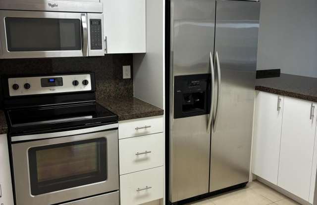 2955 Riverside Drive photos photos