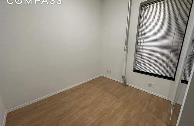 1315 Third Avenue Gallery 2