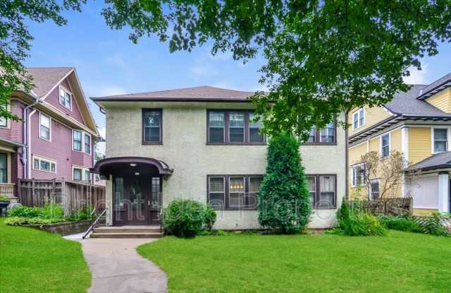 969 Saint Clair Avenue - 1 photos photos