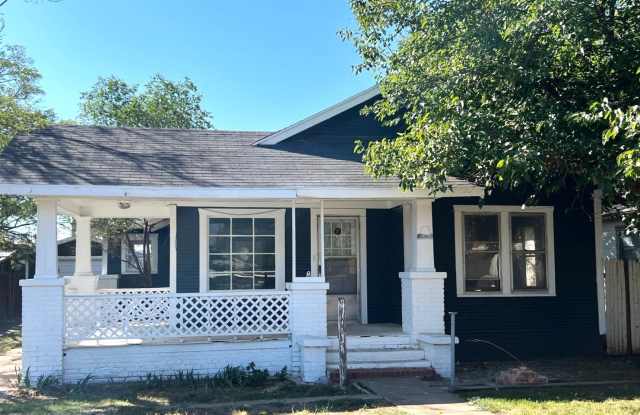 1609 29th St photos photos