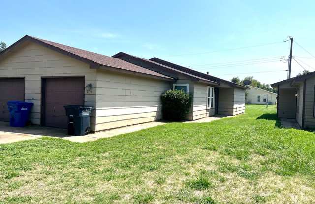 2115 W. Oak photos photos