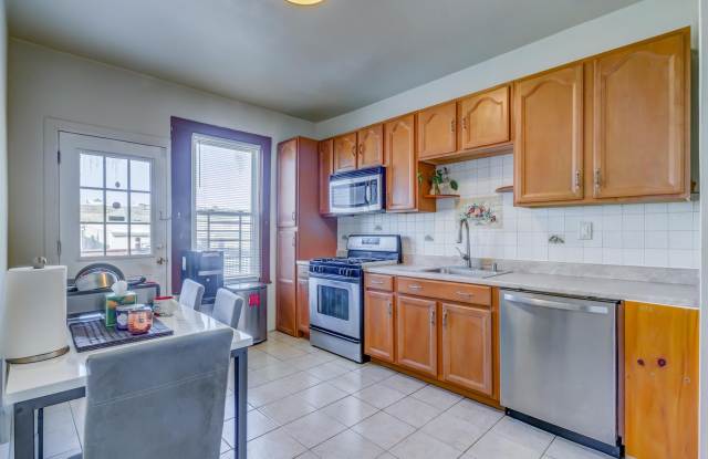 27 ROMAINE AVE photos photos