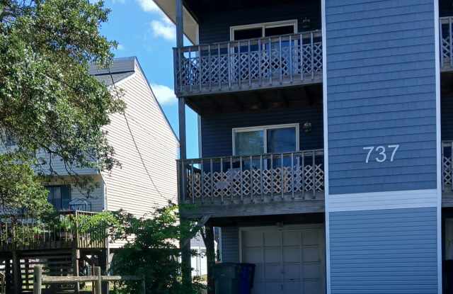 737 West Ocean View Avenue #C - 1 photos photos