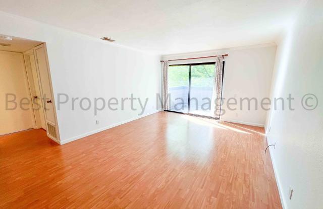 Perfect Shape Warm Springs Condo next to James Leitch Elementary photos photos