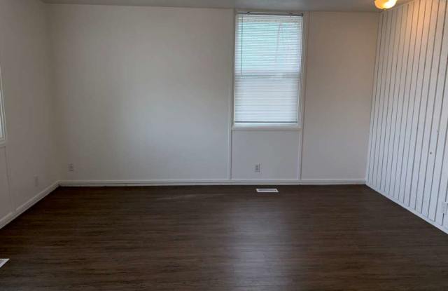 626 E 700 N Apt 5 Gallery 4