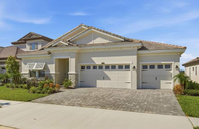 3 Bedrooms | 3.5 Bathrooms BRAND-NEWER LUXURY HOME IN MIRADA  RESORT-STYLE LIVING Gallery 3