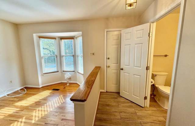 1168 KELFIELD Drive Gallery 3