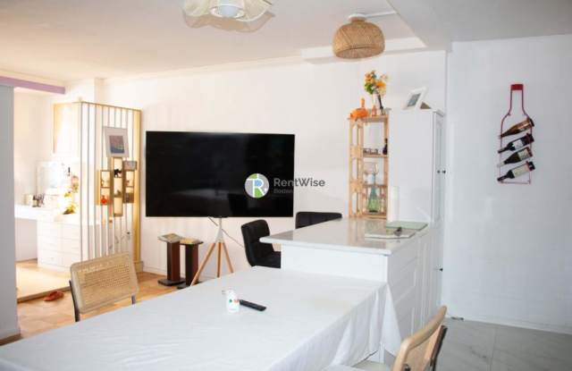 6 Whittier Pl. - 6 Whittier Place, Boston, MA 02114 6 Whittier Pl. - 6 Whittier Place, Boston, MA 02114