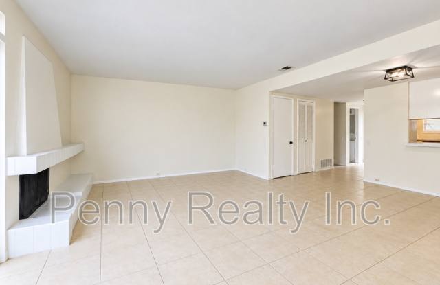 4104 Loma Riviera Ln Gallery 3