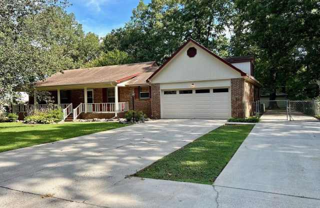 137 Oakcrest Road photos photos