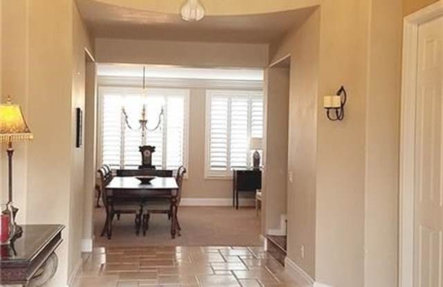 2963 Oakberry Court Gallery 3
