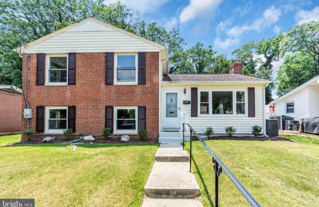 7536 ABBINGTON DR Gallery 1