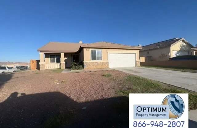 Beautifully Spacious 5-Bedroom, 2-Bathroom Home Gallery 1