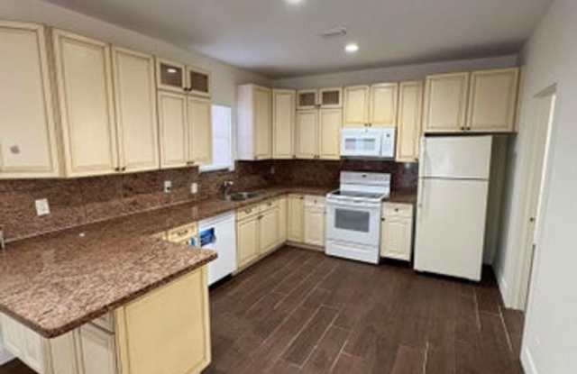 445 Maddock Street, West Palm Beach, FL 33405 Gallery 1