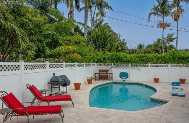 1900 N Victoria Park Road, Fort Lauderdale, FL 33305 photos photos