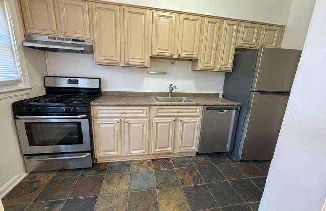 925 CHESTNUT HILL Avenue Gallery 2