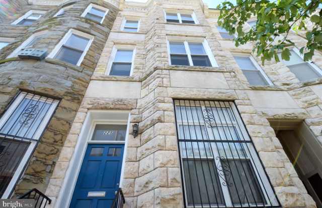 225 E LAFAYETTE AVENUE Gallery 2