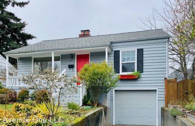 4047 33rd Ave. W. - 4047 33rd Avenue West, Seattle, WA 98199
