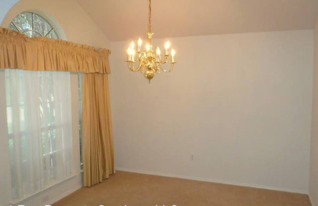 6109 Comfort Drive Gallery 3
