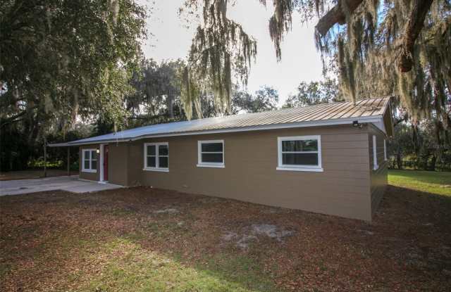 1905 JERRY ROAD Gallery 3