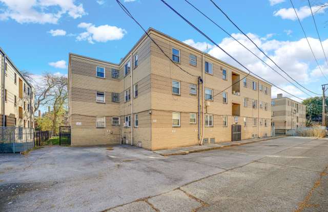 2046 E 72nd Pl Gallery 2
