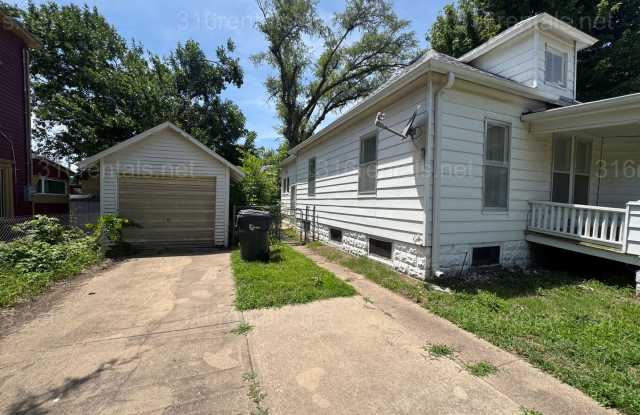 $875 - 2 bed 1 bath - Single Family Home photos photos