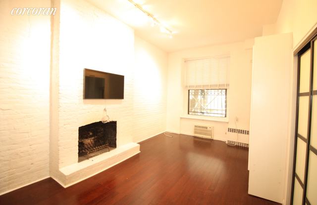 119 East 30th Street Gallery 3