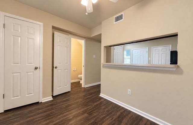 5975 Tullis Drive - 5981 Gallery 2
