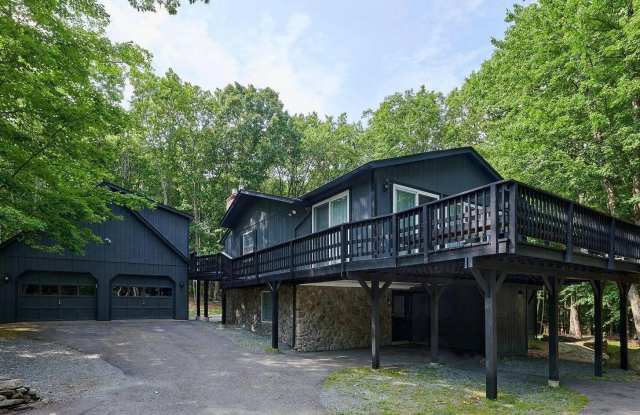 108 Sugar Bush Dr photos photos