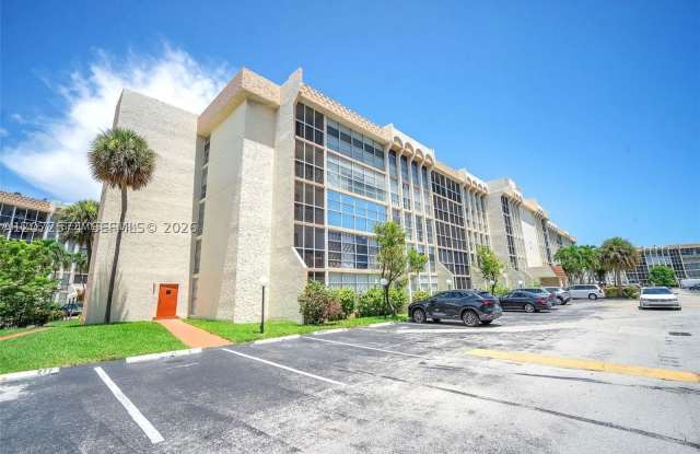 701 Three Islands Blvd Gallery 1