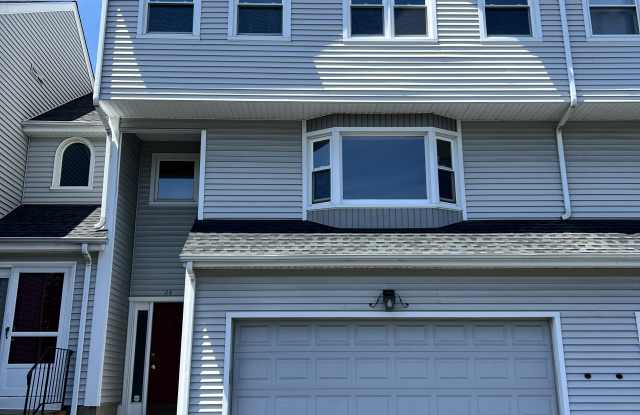 2445 Park Avenue - 2445 Park Avenue, Bridgeport, CT 06604
