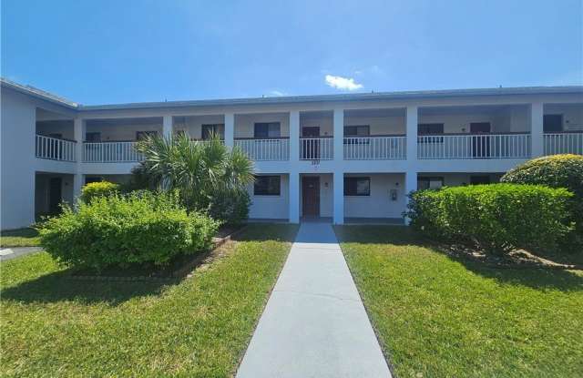 2231 E 5th Street unit: 106 photos photos