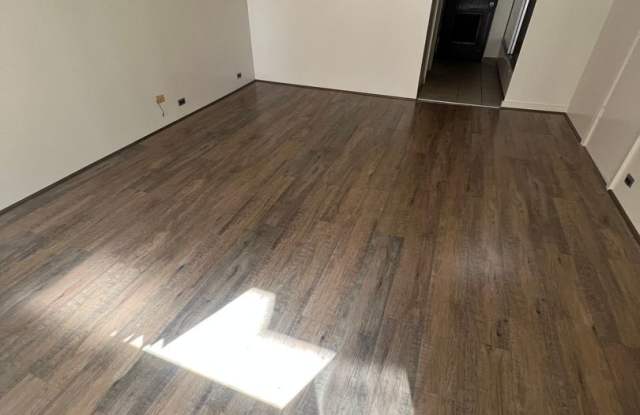 Renovated studio @ Pacific Grand $1400.00 photos photos