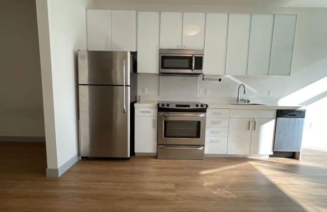 Super Convenient Studio in the Heart of Kakaako Gallery 4