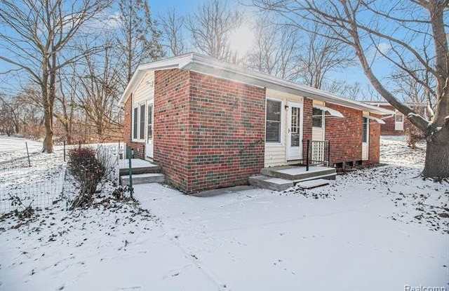 2071 WINEWOOD Avenue photos photos