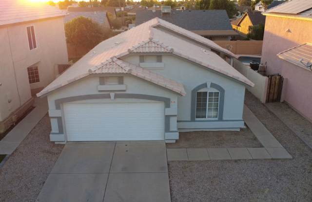 910 N Swan Dr - 910 North Swan Drive, Gilbert, AZ 85234