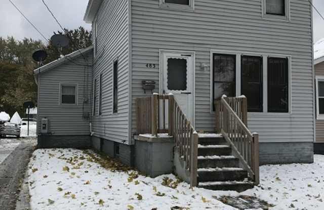 483 1st St - 483 1st Street, Manistee, MI 49660