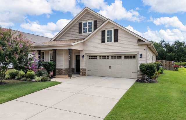 Beautiful 4 BR, 2 BA Home, 2 Car Garage with Fenced Backyard, Convenient to Shopping  Schools photos photos