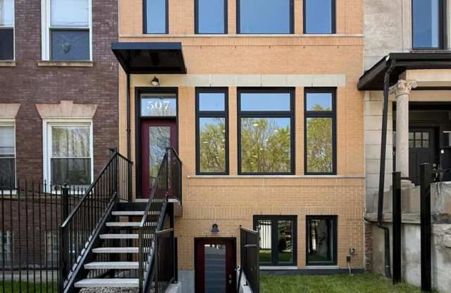 507 E 60th Street unit: 1 - 507 East 60th Street, Chicago, IL 60637