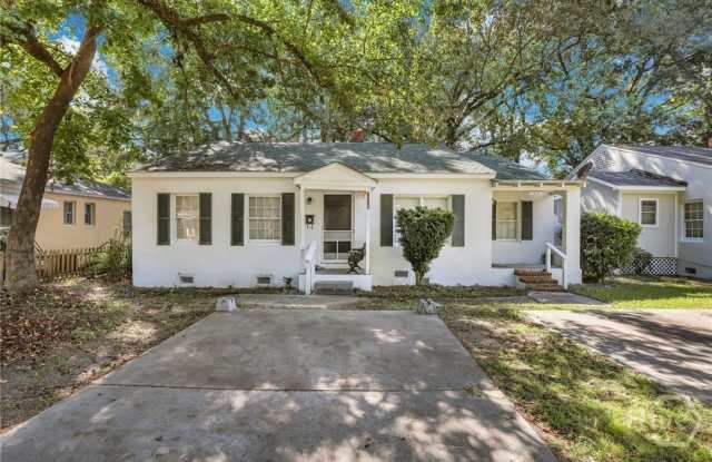 1313 E 55th Street photos photos