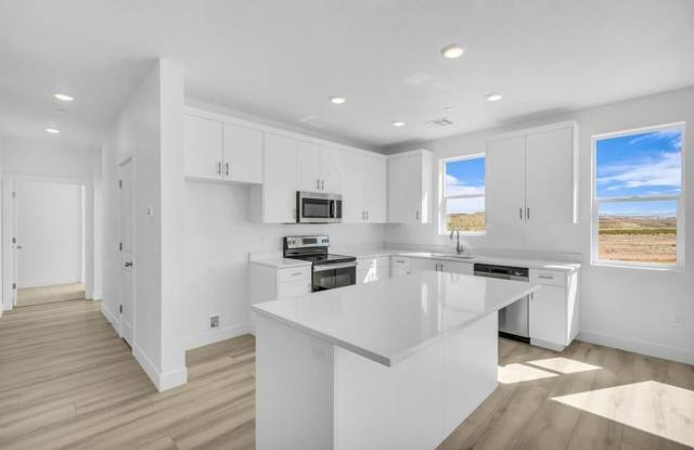 Brand New 2 Bedroom Condo in Desert Color! Gallery 3
