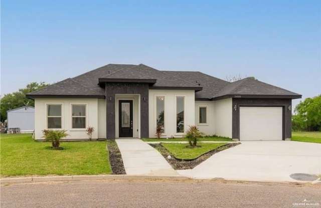 2600 Vivian Drive photos photos
