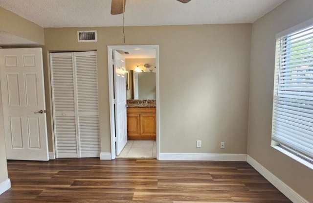 1561 Windorah Way Gallery 4