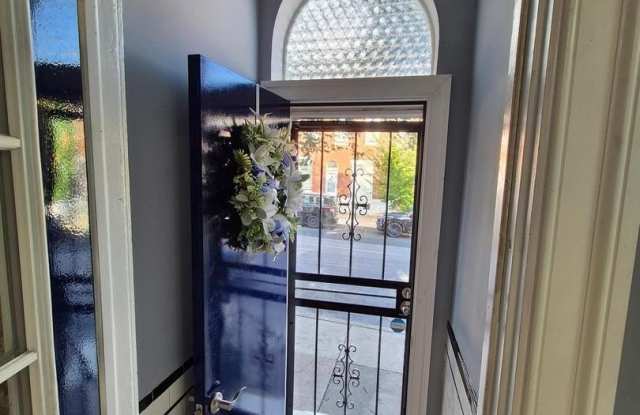 1816 N WASHINGTON Street Gallery 4