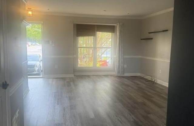 6338 TOWNCREST Court Gallery 2