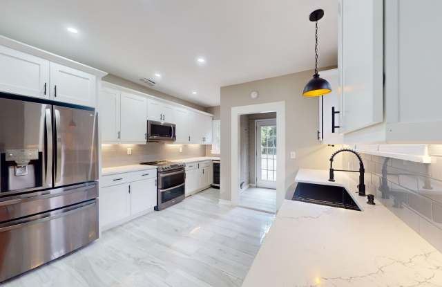 Discover this beautifully renovated 3-bedroom, 2-bathroom home located in the heart of Avondale photos photos