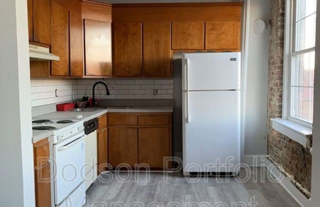 39 Bollingbrook Street D - 39 Bollingbrook Street, Petersburg, VA 23803