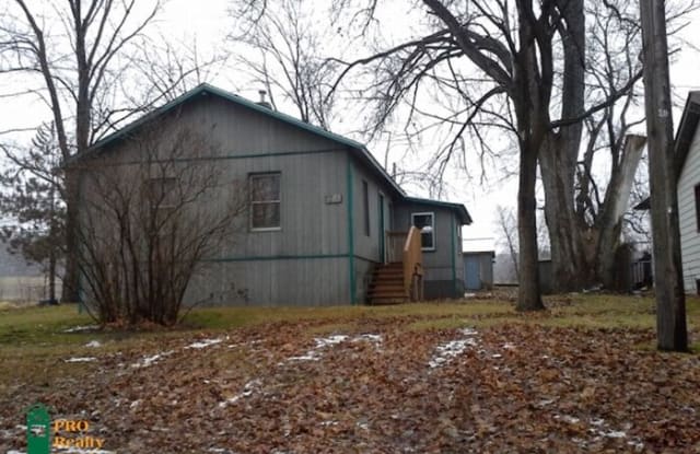 2190 2nd Avenue - 2190 2nd Avenue, Newport, MN 55055