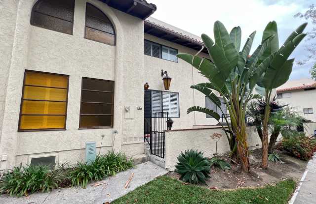 Spacious and Upgraded Orange 2 Bed 2.5 Bath Townhome with 2 Car Garage photos photos Spacious and Upgraded Orange 2 Bed 2.5 Bath Townhome with 2 Car Garage photos photos