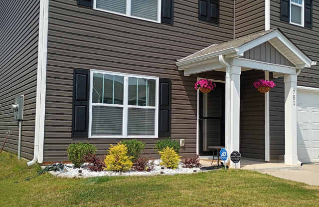 751 Wolverine Ln photos photos